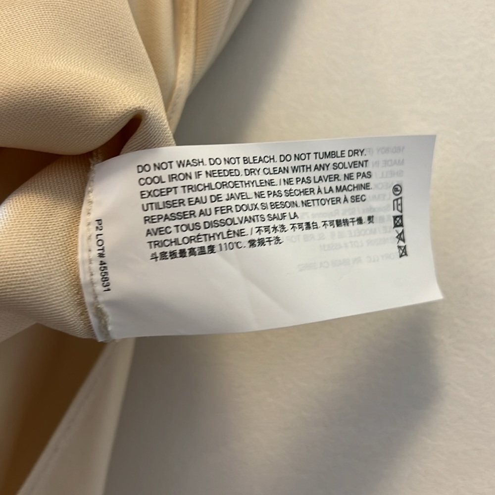 Theory V-Neck Shell Top - Picture 7 of 7